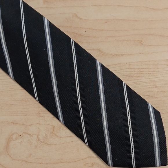 Hugo Boss Other - Hugo Boss Classic Black Striped Tie